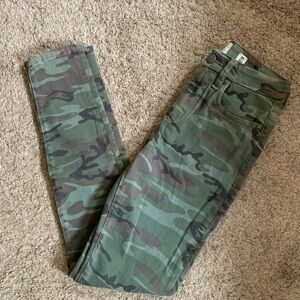 Miss Me Juniors Size 25/29 Camouflage Skinny Leg Denim Jeans